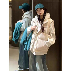 批发可退换（高品质手塞棉加厚）冬季马甲带门禁棉服印花棉衣面包服女