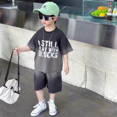 批发新款夏季男孩短袖套装休闲字母<b class='q'>夏装</b>渐变两件套透气时尚洋气潮童装