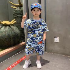批发2025夏季新款<b class='q'>迷彩服</b>两件套男童短袖洋气百搭中小童帅气军训服夏装