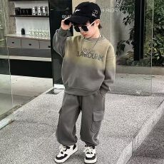 批发2025新款时髦男童圆领套头儿童套装春秋季卫衣裤渐变色<b class='q'>宝宝</b>衣服