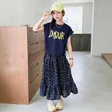 批发女童碎花裙子套装<b class='q'>夏</b>季2025新款儿童洋气上衣女孩休闲半身裙两件套