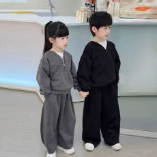 批发兄妹装秋装<b class='q'>男</b>女<b class='q'>童</b><b class='q'>秋季</b><b class='q'>套</b>装一<b class='q'>大</b>一小不一样姐弟装儿<b class='q'>童</b>龙凤胎秋款潮