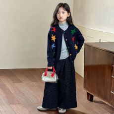 批发女童秋装开衫毛衣时尚网红新款韩系秋装彩色五角星圆领长袖针织衫