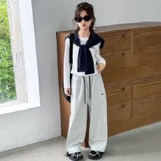 批发套装+披肩春装长袖女童2025新款洋气儿童女孩春<b class='q'>秋</b>休闲运动三件套