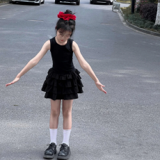 粘胶纤维原版做工，不掉色女童赫本风连衣裙洋气背心蛋糕裙