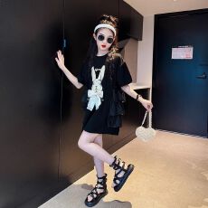 批发又酷又飒的女童裙子<b class='q'>夏</b>2026新款女大童<b class='q'>夏</b>季网红炸街穿搭短袖T恤裙8