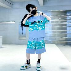 批发【速干面料】儿童渐变色拼接运动套装短袖短裤男童（聚酯纤维）