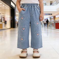 女童冰丝牛仔裤夏季女孩网红刺绣爱心直筒阔腿儿童裤子夏季薄款
