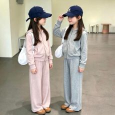 批发【涤纶】<b class='q'>女</b><b class='q'>童</b><b class='q'>套装</b>洋气开衫卫衣休闲洋气两件套