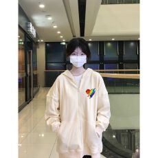批发食毛华棉印花<b class='q'>开衫</b>拉链卫衣女上衣复合/牛奶丝300克银狐绒400克