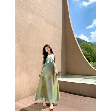 批发绝美渐变印花收腰荷叶边无袖连衣裙女<b class='q'>夏季</b>气质温柔度假风显瘦长裙