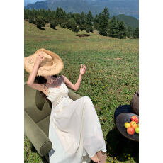 批发纯欲温柔风性感辣妹<b class='q'>吊带</b>裙气质绝美设计感连衣裙女夏季时尚长裙子