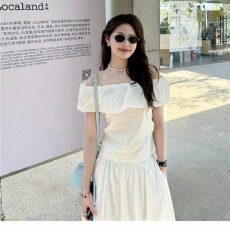 批发独特漂亮巨好看<b class='q'>一字肩</b>连衣裙子套装女夏2026新款今年流行爆款长裙