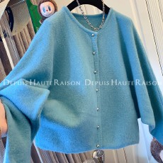 批发原版质量2025秋冬<b class='q'>韩版</b>百搭休闲大码300斤蝙蝠袖针织衫开衫毛衣女