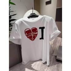 批发<b class='q'>韩国</b>东大门春夏季新款韩系小众设计感爱心字母印花垫肩短袖<b class='q'>T</b><b class='q'>恤</b>女
