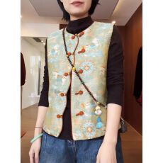 批发白马驮宝 早<b class='q'>春</b>系列新中式趣味花瓣襟马上生财小马甲