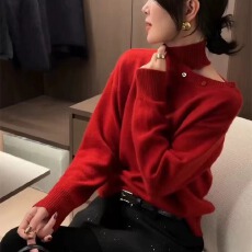 批发工厂小个子红色高领露肩圣诞款毛衣女秋冬宽松慵懒风内搭针织长袖