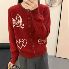 批发工厂2025新款韩版时尚小熊羊绒毛衣外套网红同款百搭开衫针织衫