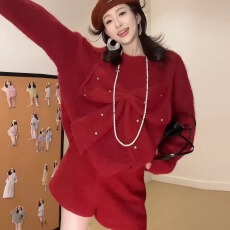 批发工厂冬季氛围感蝴蝶结钉珠毛衣短<b class='q'>裤</b>两件套2026新款巨好看爆款女<b class='q'>装</b>