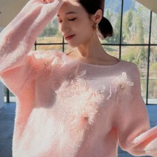 批发发亿毛衣工厂<b class='q'>甜美</b>温柔风立体花朵粉色毛衣女百搭韩系V领针织衫