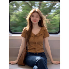 批发大码<b class='q'>女装</b>～独特漂亮上衣夏季2026新款设计感绝美巨好看的短袖<b class='q'>T</b><b class='q'>恤</b>