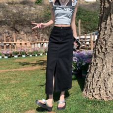 批发黑色开叉<b class='q'>牛仔</b>半身裙女2026年新款小个子高腰显瘦a字包臀中长款裙