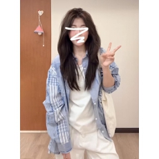 批发蓝色条纹格子<b class='q'>衬衫</b>女春秋2026新款设计感小众独特别致长袖<b class='q'>衬衣</b>外套