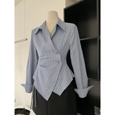 批发设计感小众不规则收腰显瘦时髦条纹衬衫女2026年春<b class='q'>秋</b>新款长袖上衣