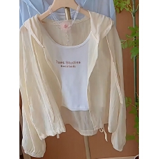 批发轻薄透气防晒衬衣女夏季抽绳连帽开衫上衣洋气减龄短款外套