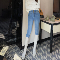 批发加绒加厚高腰<b class='q'>牛仔裤</b>女秋冬2025新款百搭显瘦提臀设计感辣妹<b class='q'>小脚裤</b>