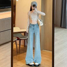 批发满天星烫钻不贴腿微喇牛仔<b class='q'>裤</b>女春秋季高腰显瘦浅色小个子喇叭<b class='q'>裤</b>子