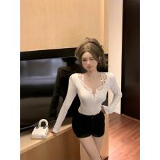 批发2025秋季假两件长袖<b class='q'>t</b><b class='q'>恤</b><b class='q'>蕾丝</b>修身上衣女装