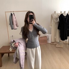 批发星空罗纹260<b class='q'>克</b>4*2 显瘦蕾丝v领坑条长袖女设计打底上衣