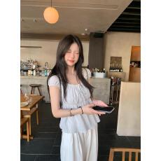 批发塞西莉亚 浪漫<b class='q'>蕾丝</b>花边小衫上衣夏季小灯笼袖大u领<b class='q'>娃娃衫</b>