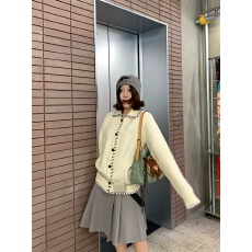 批发高克重撞色手工线宽松百搭秋冬针织<b class='q'>开衫</b><b class='q'>毛衣</b>