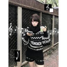 批发时尚套装女秋冬新款长袖宽松提花休闲毛衣显瘦韩系软糯短裤两件套