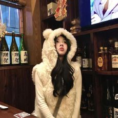 批发秋冬季新款仿羊羔毛慵懒风马甲皮草外套托斯卡纳坎肩毛毛保暖背心