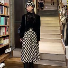 批发黑白撞色棋盘格半身裙秋冬季复古半裙小个子高级褶皱a字中长裙子
