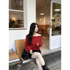 批发时髦精<b class='q'>轻熟</b>风一字肩绞花毛衣2025法式千金气质氛围感露肩针织衫