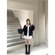 批发实拍 2025冬季新款韩系<b class='q'>蕾丝</b>翻领花边<b class='q'>牛仔</b>加棉<b class='q'>外套</b>时尚百搭上衣女