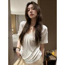 批发设计感慵懒褶皱大U领短袖宽松显瘦小众百搭休闲咖色上衣