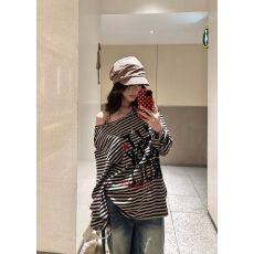 批发露肩长袖t恤女<b class='q'>宽松</b>挂脖<b class='q'>打底衫</b>上衣