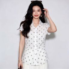 批发2026年夏季新款衬衫透气亲肤波点<b class='q'>翻领</b>收腰显瘦短袖上衣