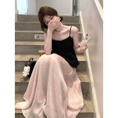 批发韩式黑色收腰吊带背心女外穿无袖掐腰显瘦上衣+流光半身裙套装