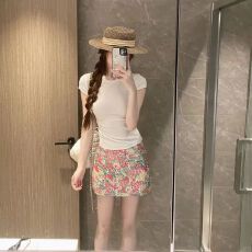 批发纯欲辣妹休闲运动套装女夏季<b class='q'>修身</b>正肩短袖T恤碎花包臀短裙两件套