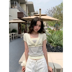 批发77 space单排扣坎肩短袖开衫女夏季内搭条纹撞色抹胸上衣两件套装