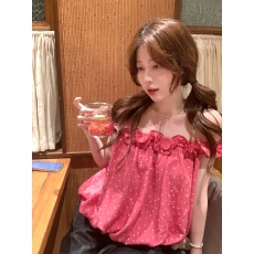 批发PtonUmi莓莓桃乐丝 莱赛尔波点玫粉色花苞上衣女夏一字肩韩版<b class='q'>上装</b>