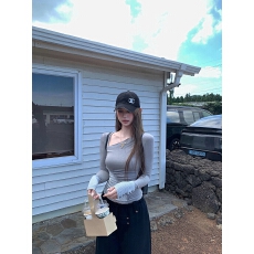 批发Tongiiuu Girlsdaily 设计感条纹拼接打底衫女修身内搭T恤上衣秋