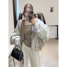 批发2025新款休闲正反两穿连帽<b class='q'>长袖</b><b class='q'>外套</b>女装冬季百搭宽松保暖连帽上衣