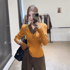 批发韩系V领撞色假两件针织衫女秋冬小众<b class='q'>长袖</b>修身毛衣挂脖<b class='q'>打底衫</b>上衣